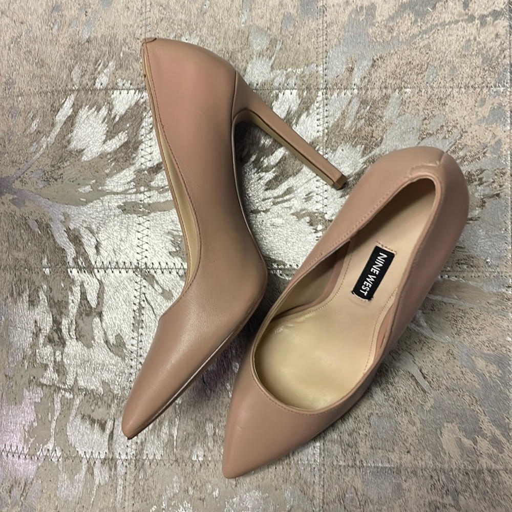 Nine West Heel
